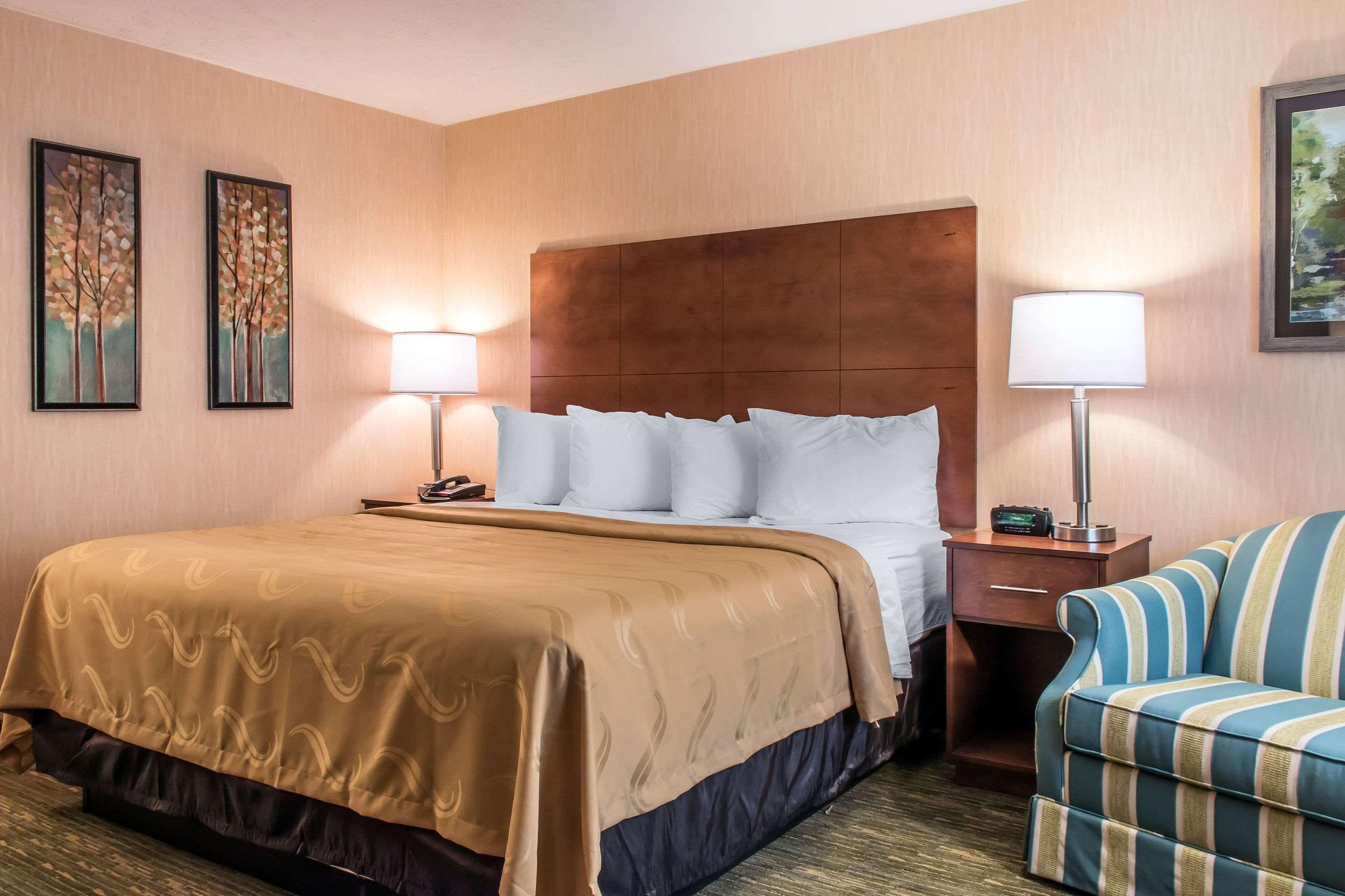 Quality Inn Bedford Extérieur photo