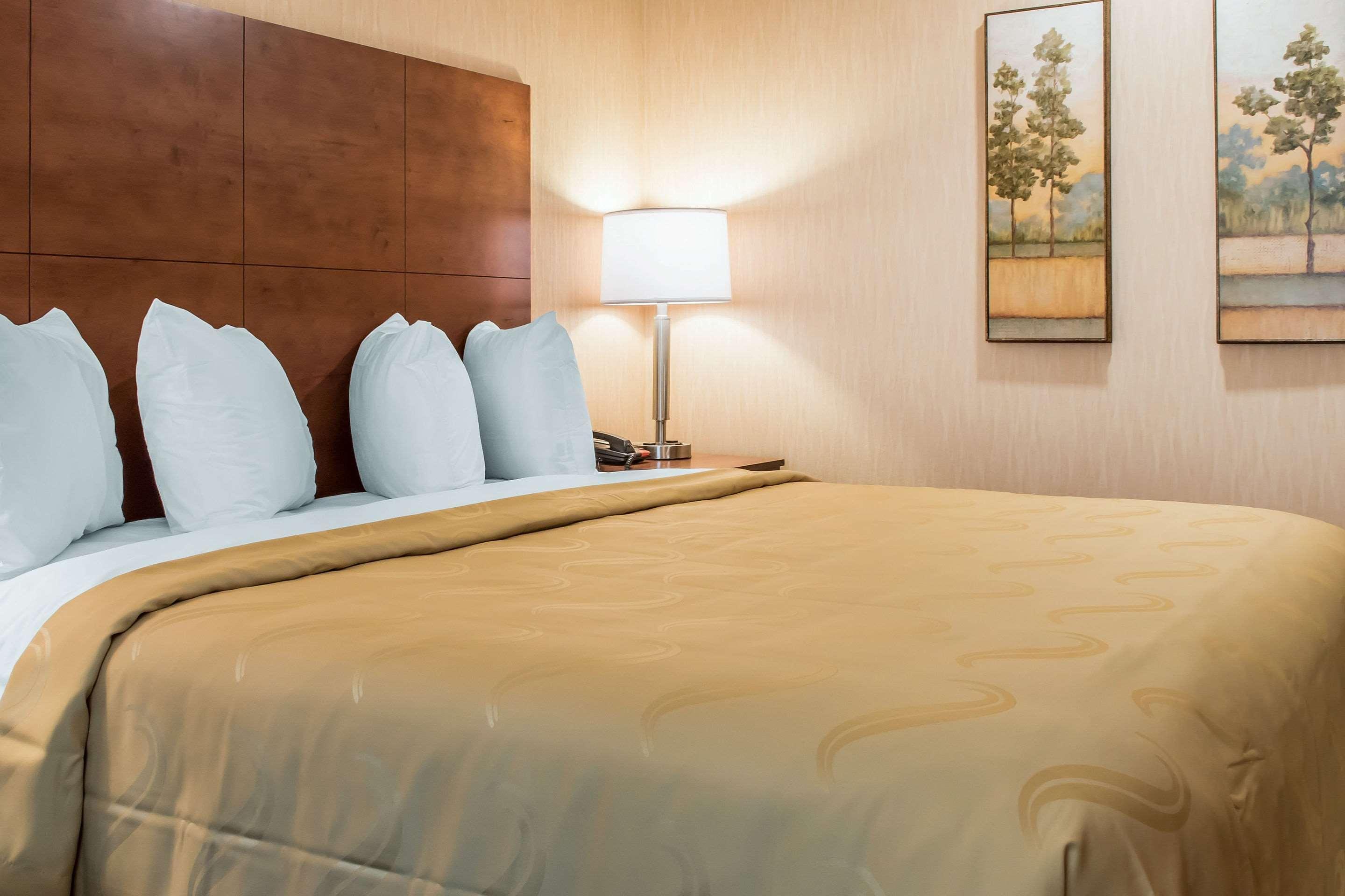 Quality Inn Bedford Extérieur photo