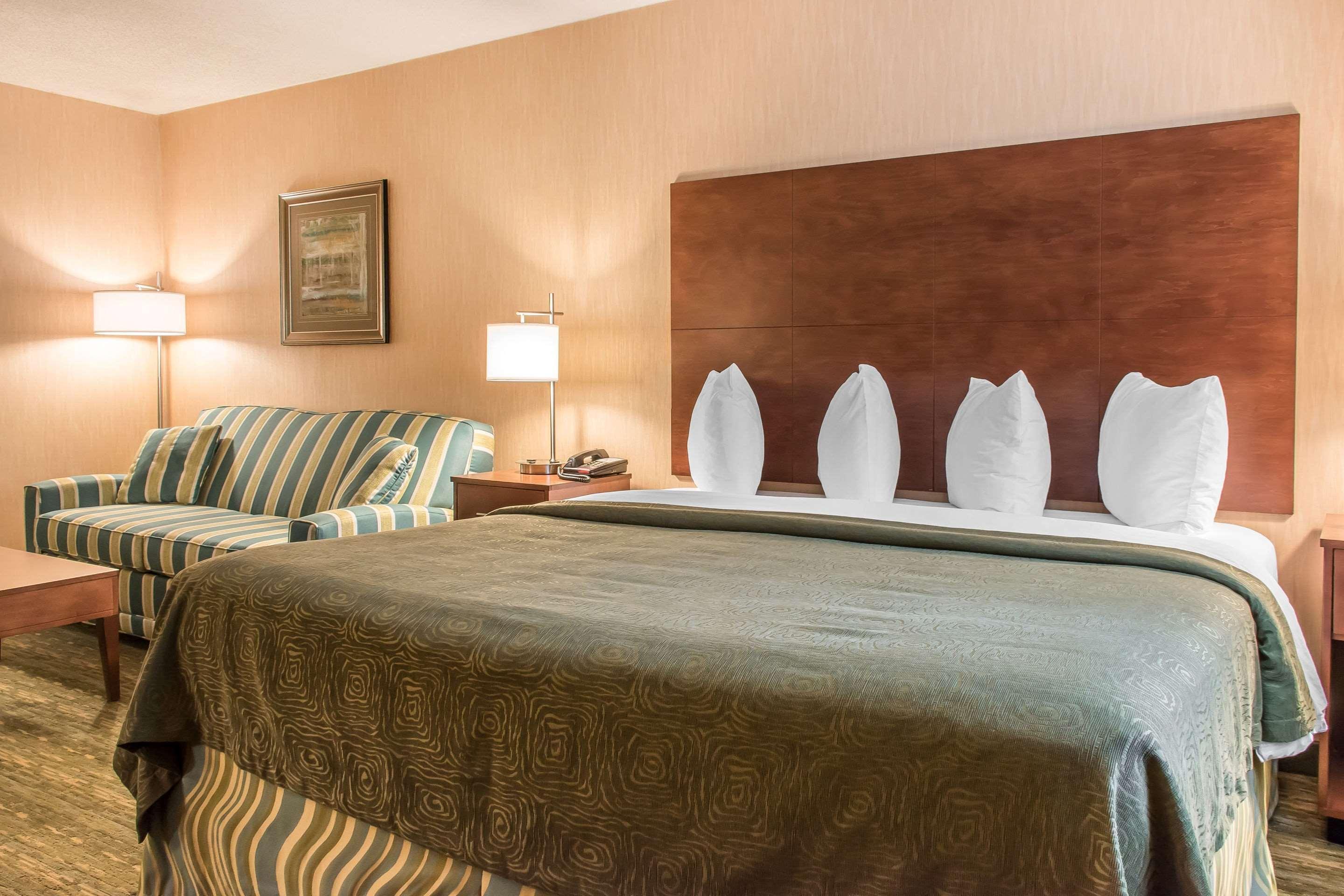 Quality Inn Bedford Extérieur photo