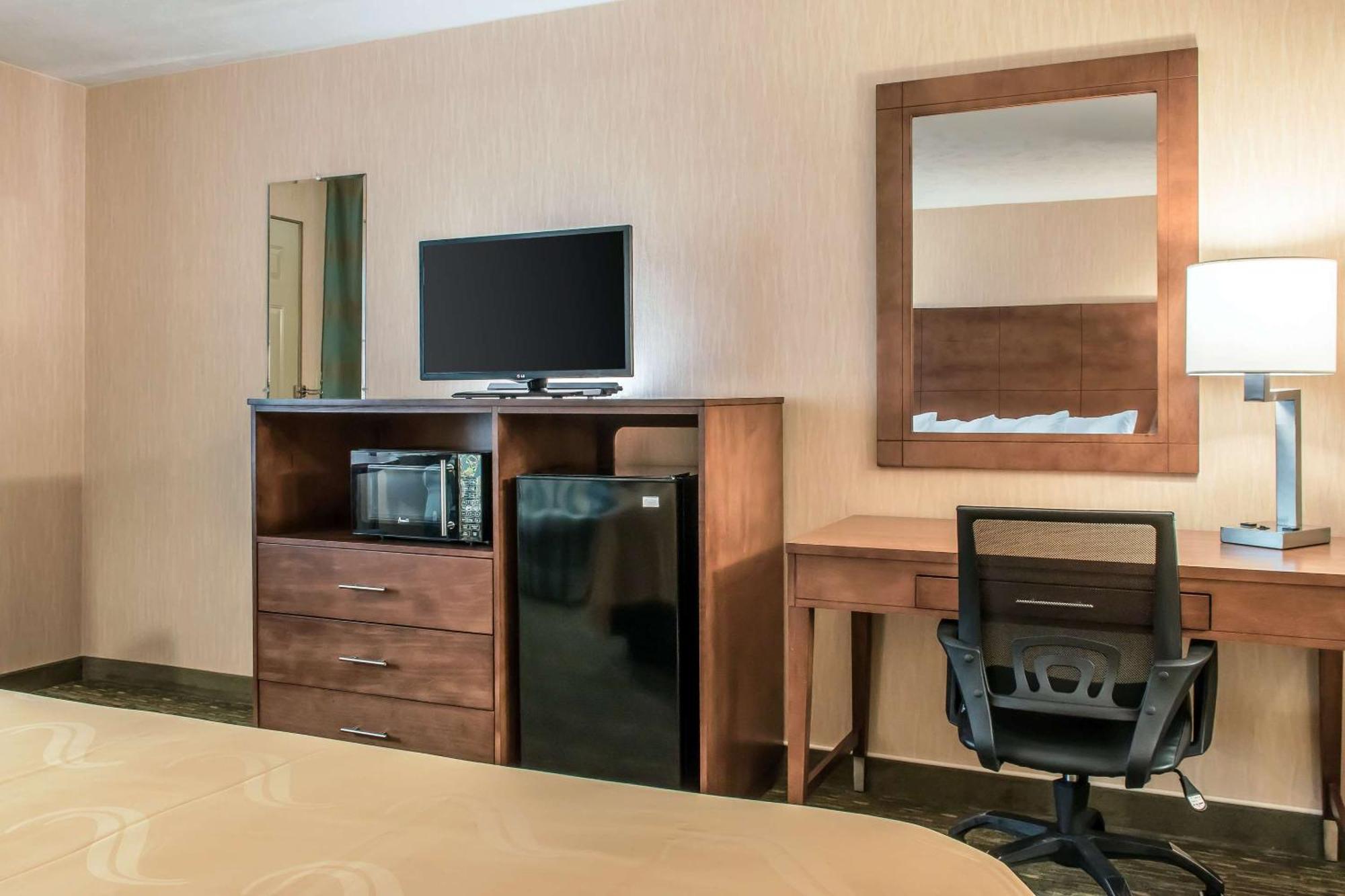 Quality Inn Bedford Extérieur photo