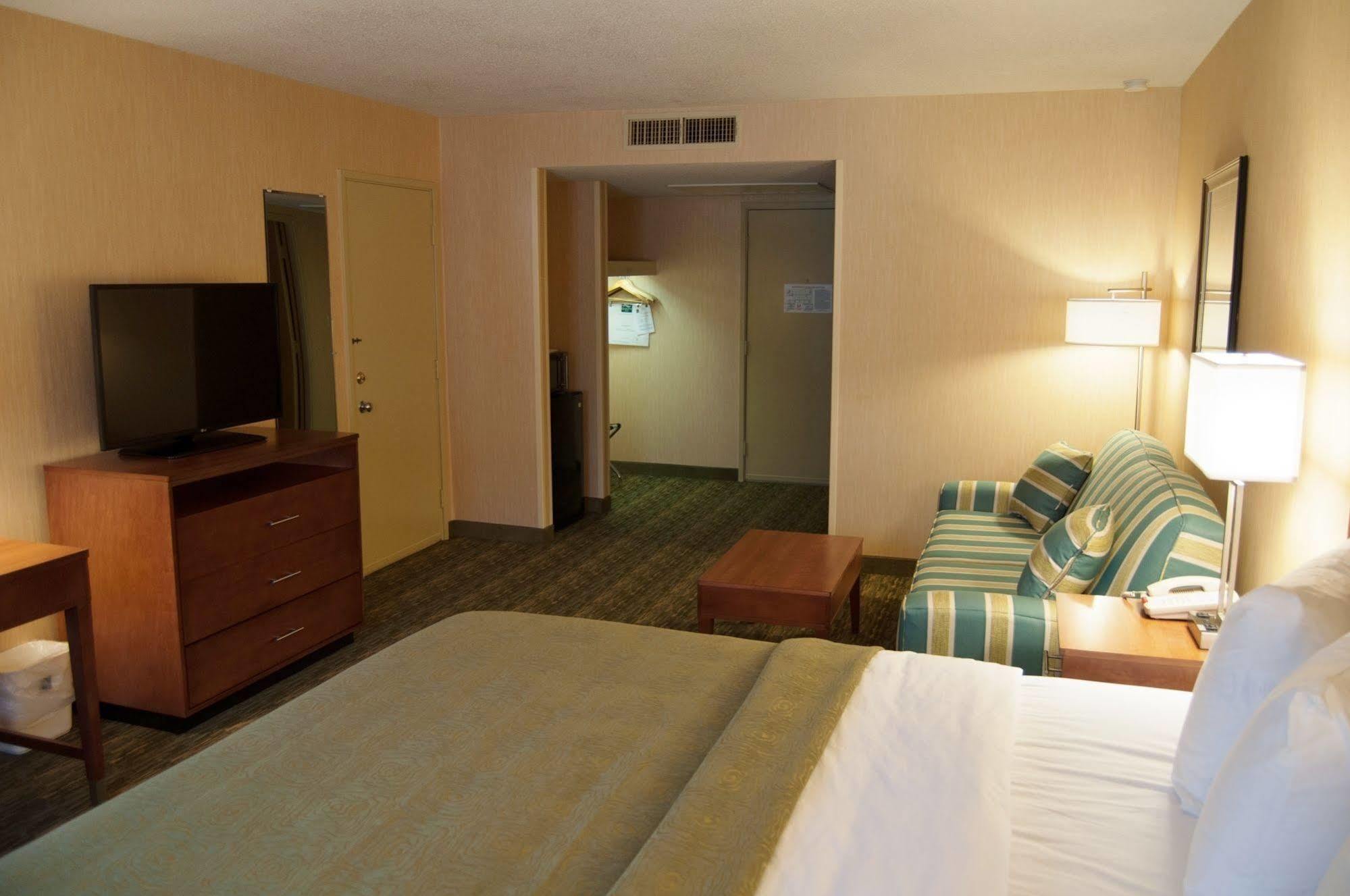 Quality Inn Bedford Extérieur photo